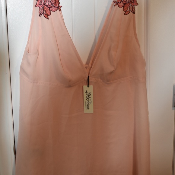 Lela Rose Other - NWT Lela Rose Chemise Size 14/16. Pink